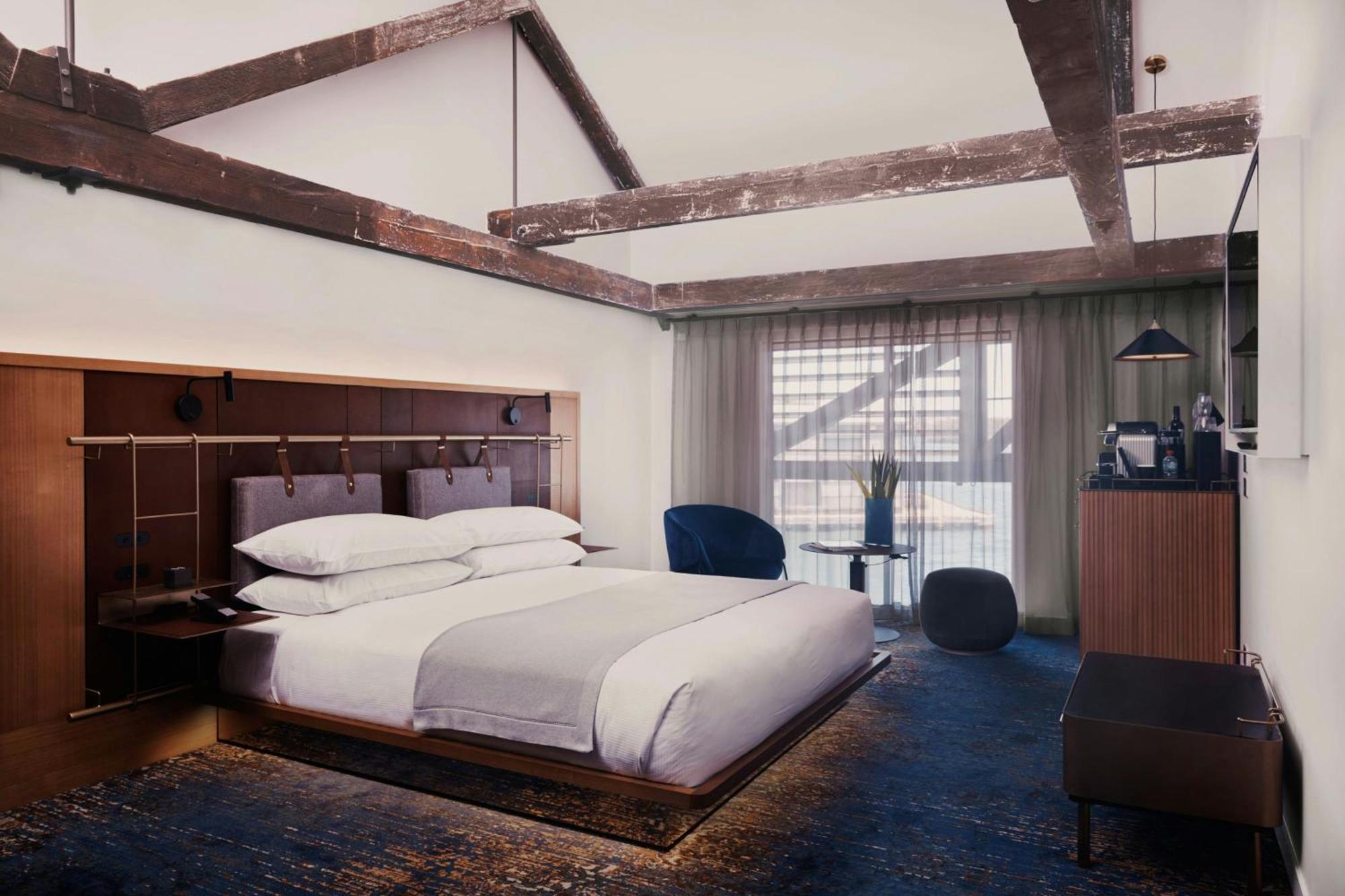 Pier One Sydney Harbour, Autograph Collection Hotell Eksteriør bilde A room at the Hotel Indigo